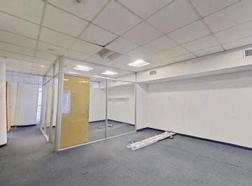 Oficina comercial · 137m² · Alquiler Oficina 140 m² en Retiro Piso Completo