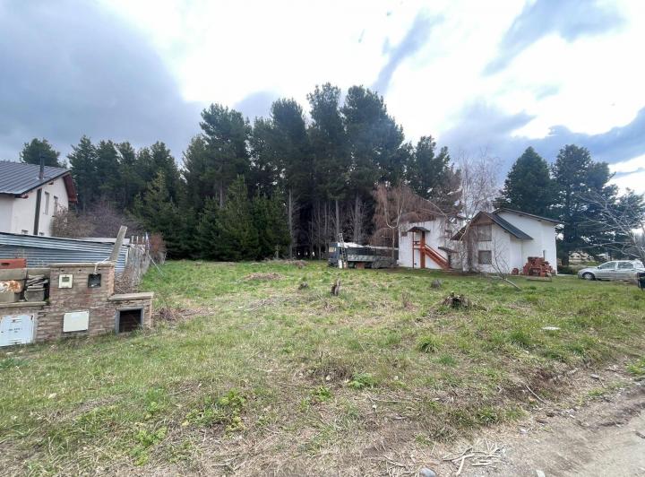Terreno · 972m²