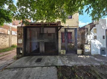 Casa · 149m² · 4 Ambientes · 1 Cochera · Venta Duplex 4 Ambientes con Cochera Quilmes Oeste