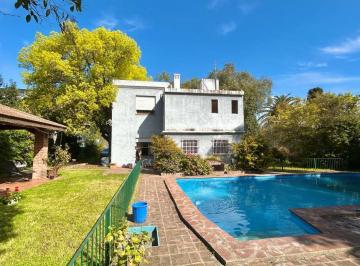 Casa · 295m² · 5 Ambientes · 2 Cocheras · Venta Casa 5 Amb Jardin Pileta Quincho Hurlingham