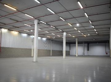 Depósito · 1380m² · Alquiler Deposito con Oficinas Parque Newton