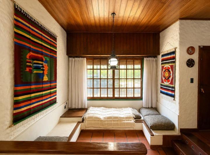 Casa · 136m² · 5 Ambientes · 2 Cocheras