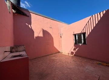 Casa de 1 ambiente, Resistencia · ¡Alquiler de Departamento de 3 Dorm. con Patio y Cochera!