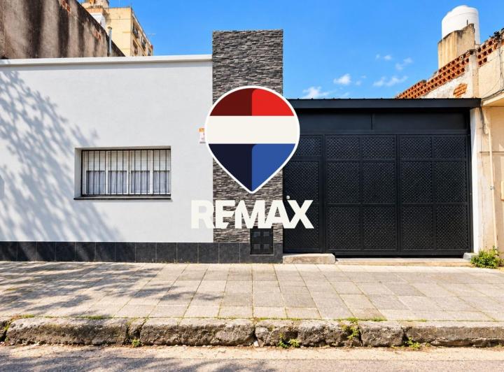 Casa · 130m² · 4 Ambientes · 1 Cochera