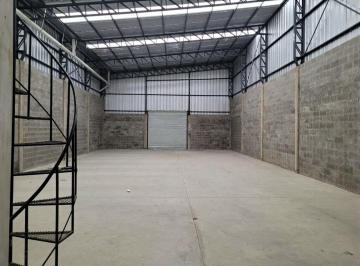 Bodega-Galpón · 270m² · Galpon en Alquiler Zona Industrial Ricardo Rojas