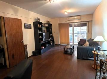 Departamento · 90m² · 4 Ambientes · Exc. Semipiso Balcón - Frente C/patio. Las Cañitas