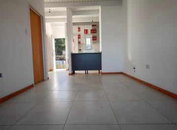 Departamento de 2 ambientes, Luzuriaga · Departamento en Alquiler C/ Cochera en Luzuriaga