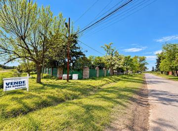 Casa · 105m² · 3 Ambientes · 1 Cochera · Venta · Casa · a Refaccionar · Aero Funes