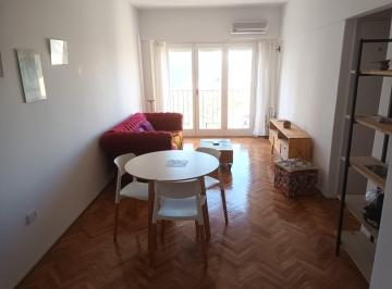 Departamento · 73m² · 3 Ambientes · Excelente 3 Amb Equipado, con Balcón Frente, Muy Luminoso con Vista Abierta.