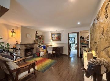 Casa · 150m² · 4 Ambientes · 1 Cochera · Casa 4 Ambientes. | Buenos Aires Al 2700