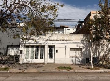 Casa · 64m² · 1 Ambiente · 2 Cocheras · Venta - Casa en Barrio Naposta - Bahia Blanca