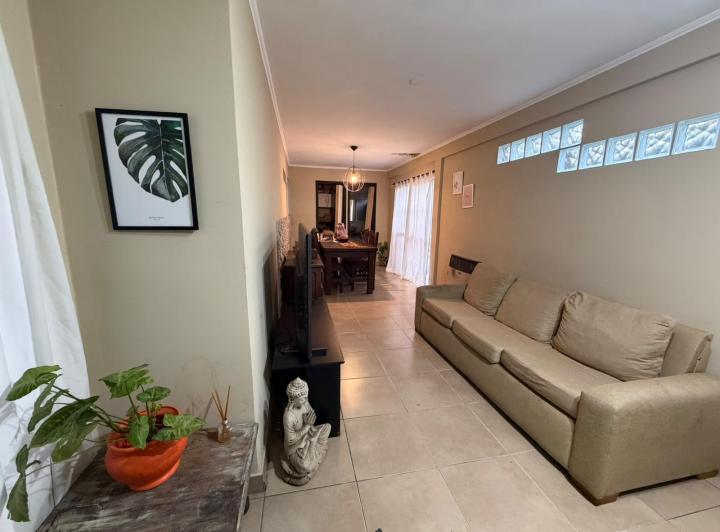 Casa · 69m² · 3 Ambientes · 1 Cochera