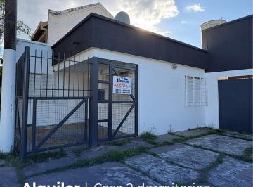 Casa · 1 Cochera · Necochea 1102 - Casa 2 Dorm.
