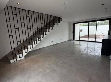 Foto · Duplex en Venta de 3 Dorm. en La Luisita
