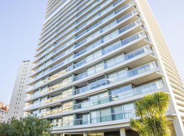 Departamento · 72m² · 3 Ambientes · Alquiler Temporal de Apartamento en Edificio Ónix, Punta del Este