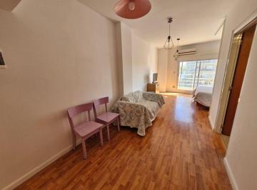 Departamento de 1 ambiente, Flores · Monoambiente Muy Luminoso con Balcón y Amenities (Apto Profesional)