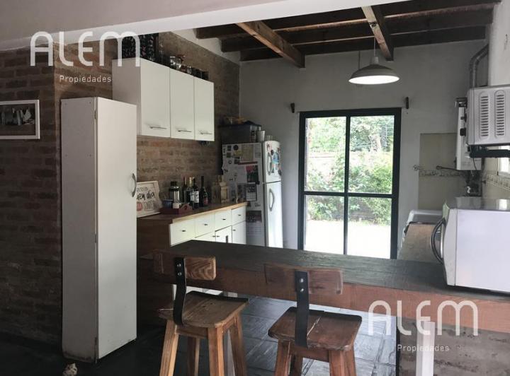 Casa · 120m² · 5 Ambientes · 1 Cochera