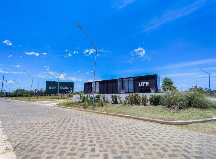 Terreno · 401m²