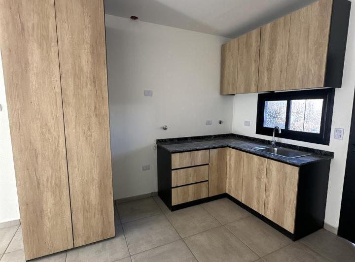 Casa · 130m² · 3 Ambientes · 1 Cochera