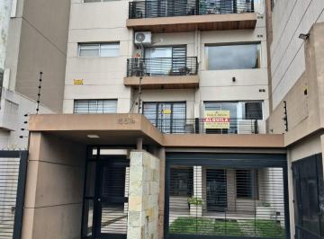 Departamento de 2 ambientes, Morón · Alquiler Depto 2 Amb en Duplex con Baño y Toilette