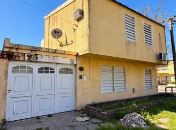Casa de 6 ambientes, Santo Tomé · Se Vende Casa en Barrio Loyola - Pasaje Roca 3395, Santo Tomé