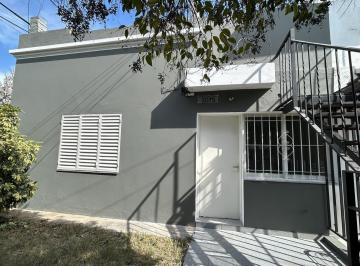 Casa · 70m² · 2 Dormitorios · 1 Cochera · Alquilo Casa 2 Dorm. Alto Verde