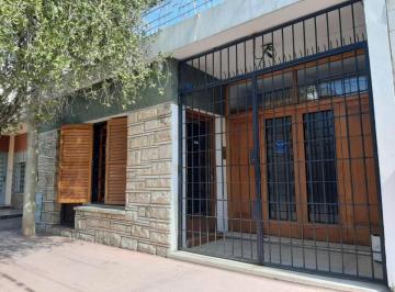 Casa de 3 ambientes, Córdoba · Alquilo Casa de 3 Habitaciones en Bº Gral Bustos