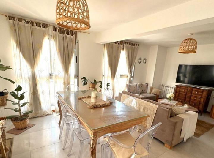 Departamento · 166m² · 6 Ambientes · 1 Cochera