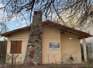 Casa de 4 ambientes, Verónica · Chalet en Veronica - 2 Dorm + Terreno