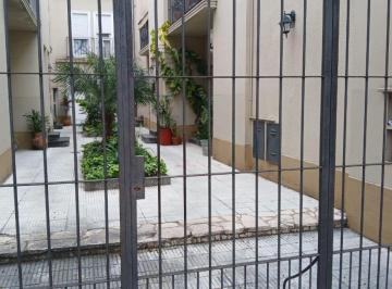 PH de 4 ambientes, Monte Castro · PH 3 Ambientes con Terraza y Quincho – 116 m² Totales