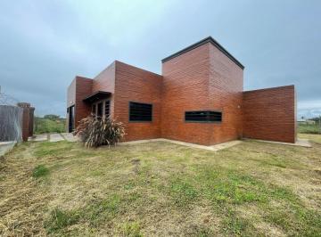 Quinta vacacional de 3 ambientes, San José del Rincón · San José del Rincón - Quinta de 2 Dorm. en Venta
