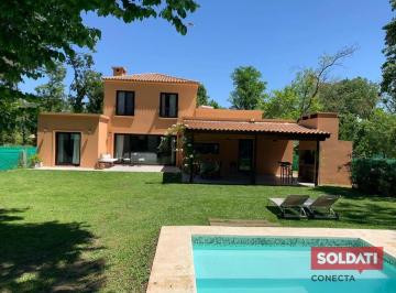 Casa · 200m² · 5 Ambientes · 2 Cocheras · Casa Para Alquiler de Verano en Bella Vista - Enero con Año Nuevo - Barrio Cerrado