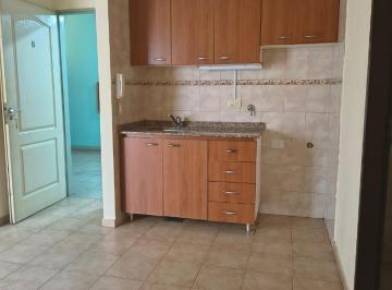 Departamento · 30m² · 1 Ambiente · Departamento 2 Amb. con Patio. Buena Ubicación Hurlingham