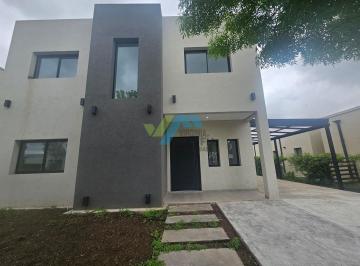 Casa · 182m² · 5 Ambientes · 2 Cocheras · Casa en Alquiler en Santo Tomas, Derqui, Pilar
