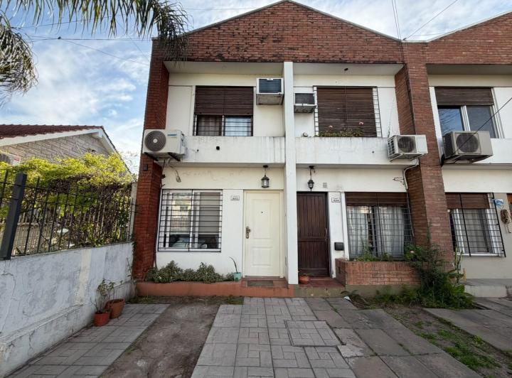 Casa · 86m² · 3 Ambientes · 1 Cochera