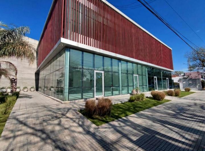 Local comercial · 208m² · 1 Ambiente