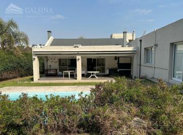 Casa · 300m² · 4 Ambientes · 2 Cocheras · Casa en Alquiler Estancia Q2 Mendiolaza