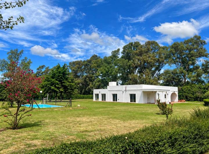 Casa · 100m² · 7 Ambientes · 1 Cochera