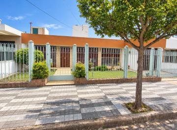 Casa de 6 ambientes, Córdoba · Venta Casa 2 Dormit. B° Ayacucho