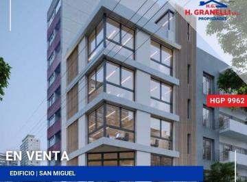 HGP-HGP-9962_2 · Edificio. | Maestro Angel d'Elia Al 700