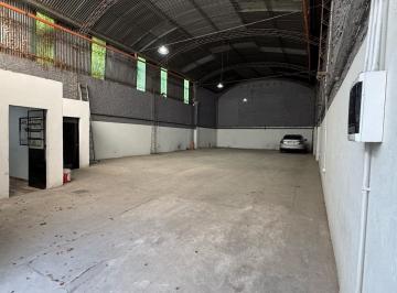 Bodega-Galpón · 220m² · 2 Ambientes · Alquiler - Galpón con Oficina y Baño - Barrio Abasto, Rosario