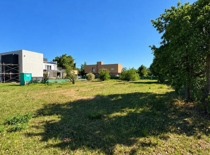 Terreno · 1004m²