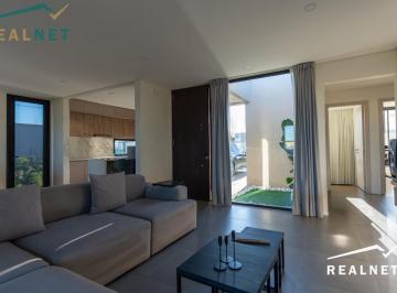 Casa · 124m² · 4 Ambientes · 4 Cocheras · Casa en Una Planta con Pileta – San Eduardo, Pilar del Este – 3 Dorm. 4 Cocheras