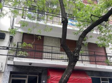 Departamento · 70m² · 4 Ambientes · 1 Cochera · Alquiler Departamento en Caballito 4 Ambientes C/ Cochera