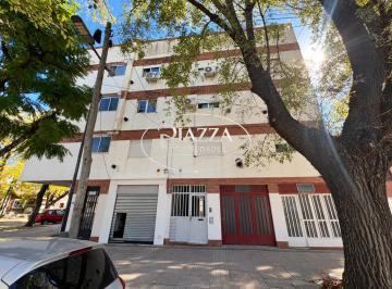 Garage · 12m² · 2 Ambientes · 1 Cochera · Cochera Cubierta Privada de 12 m² – Ideal Auto o Guardado – 57 y 21, La Plata