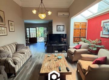 Casa de 4 ambientes, Bahía Blanca · Casa en Venta, Centro.