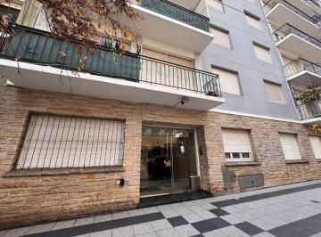 Departamento de 2 ambientes, Mar del Plata · 2 Ambientes en Planta Baja con Cochera - Plaza Colon