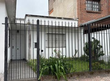 Casa · 55m² · 3 Ambientes · 1 Cochera · Alquiler Casa 3amb S. Miguel - Cochera Parque Jardin
