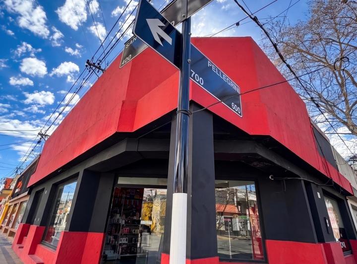 Local comercial · 2245m² · 2 Ambientes