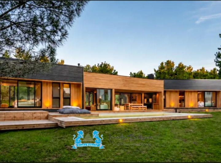 Casa · 190m² · 4 Ambientes